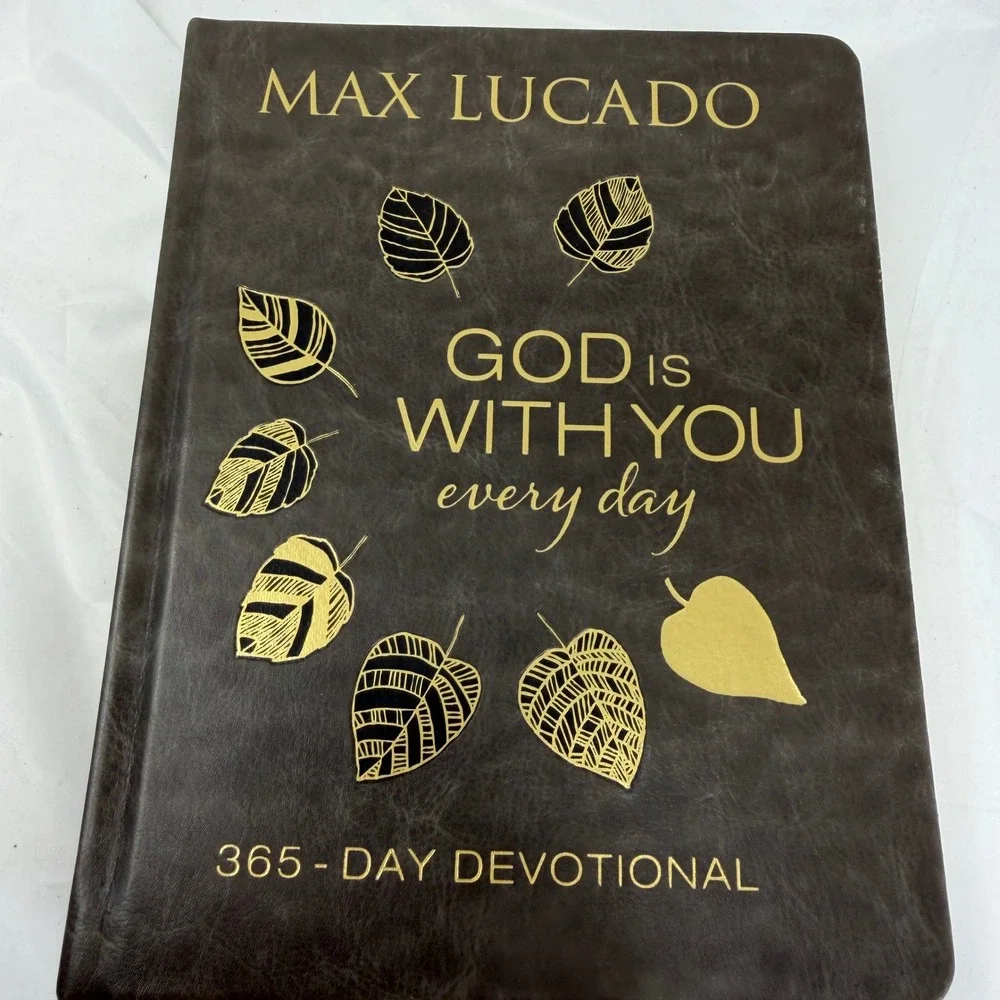 Max Lucado God Is With You Every Day 365-Day Devotional Thomas Nelson Brown Gold